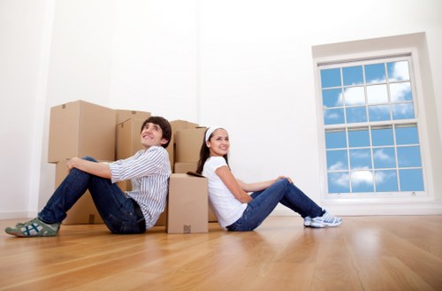 Packing and moving service for homes in Homerton